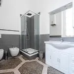 Joivy Elegant Flat For 7, In The Heart Of Apartmán
