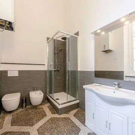Joivy Elegant Flat For 7, In The Heart Of 제노바