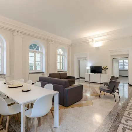 Joivy Elegant Flat For 7, In The Heart Of
