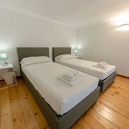 아파트 Joivy Elegant Flat For 7, In The Heart Of