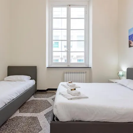 Joivy Elegant Flat For 7, In The Heart Of * 热那亚