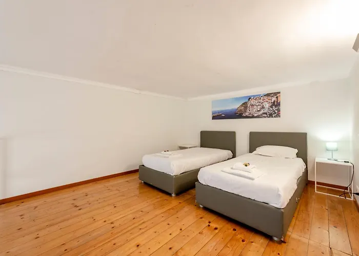 Joivy Elegant Flat For 7, In The Heart Of Génova