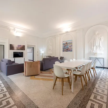 Apartamento Joivy Elegant Flat For 7, In The Heart Of